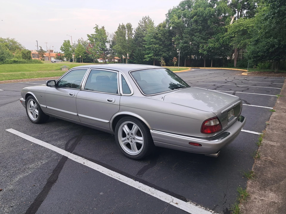 1999 Jaguar X308 XJR - Image 12 of 31