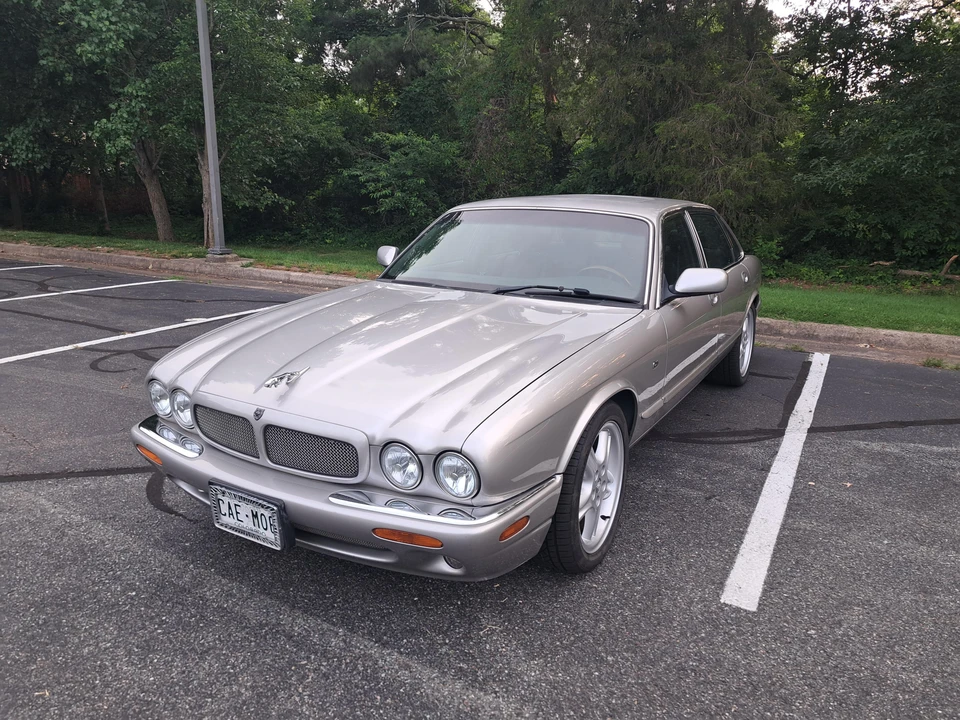 1999 Jaguar X308 XJR - Image 6 of 31