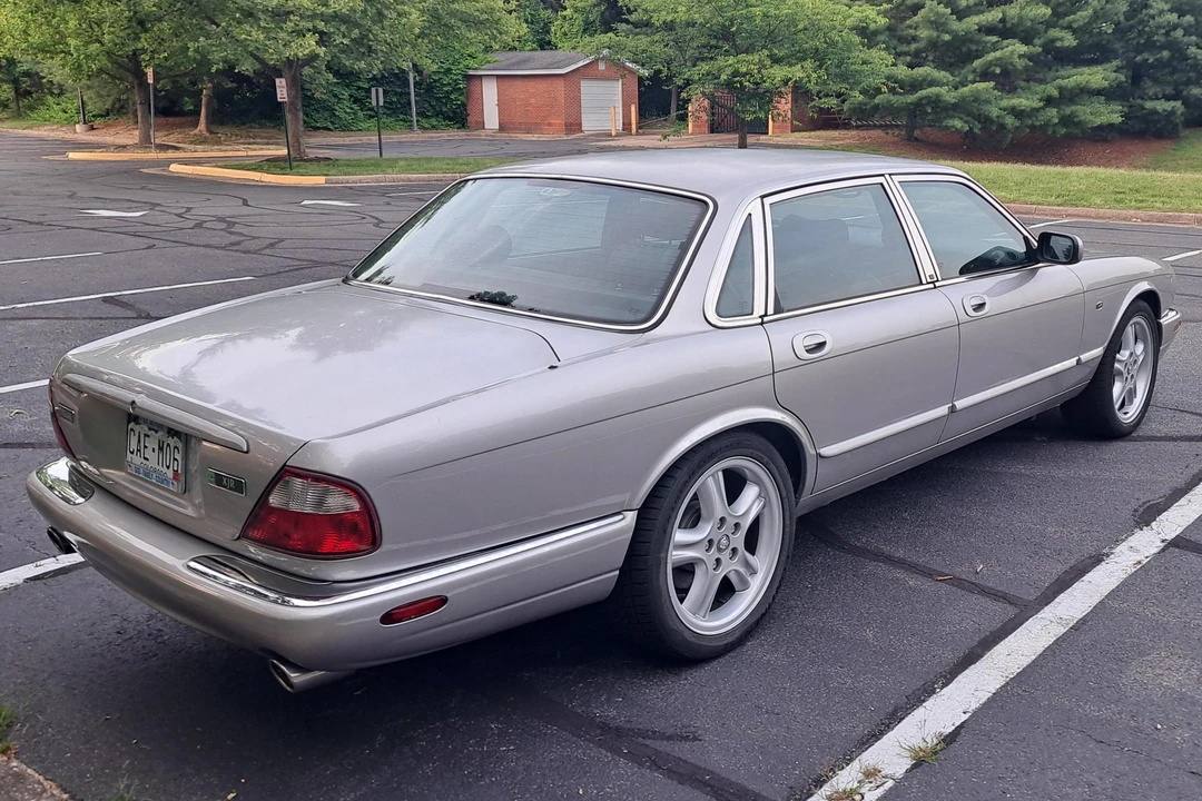 1999 Jaguar X308 XJR - Image 4 of 31