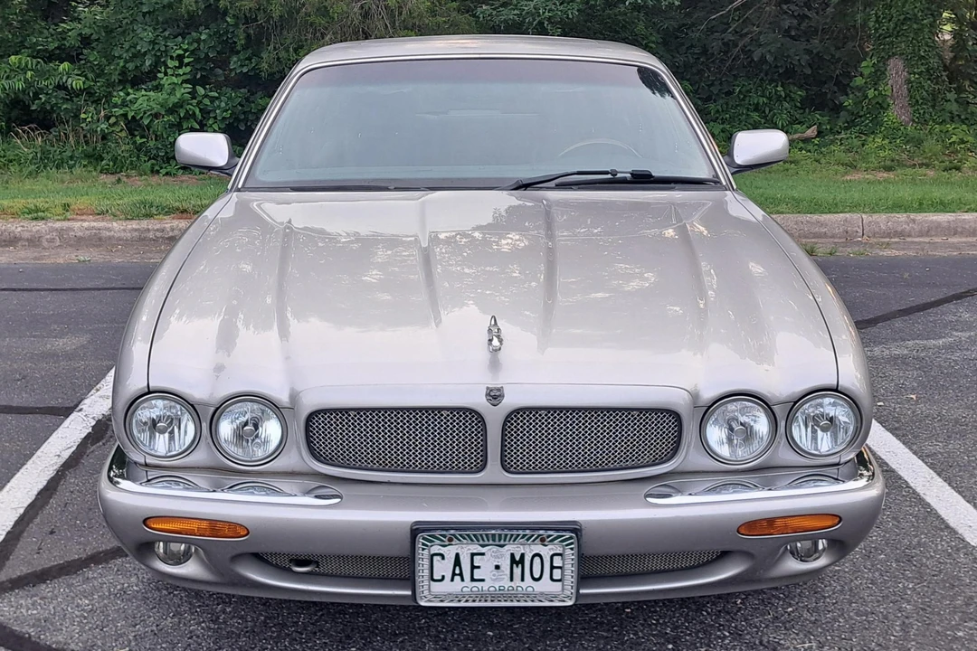 1999 Jaguar X308 XJR - Image 2 of 31