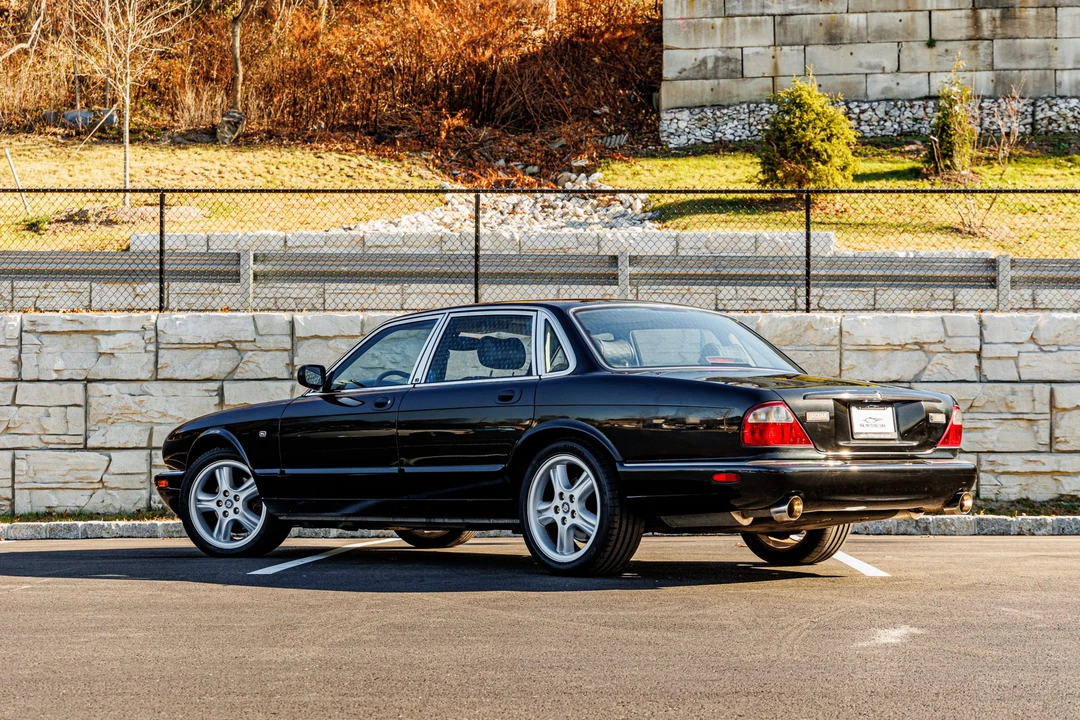 1999 Jaguar X308 XJR - Image 13 of 31