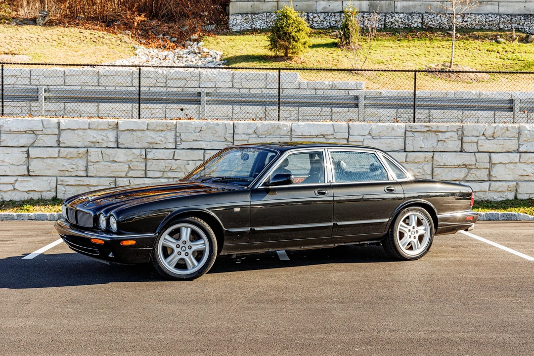 1999 Jaguar X308 XJR - Image 16 of 31