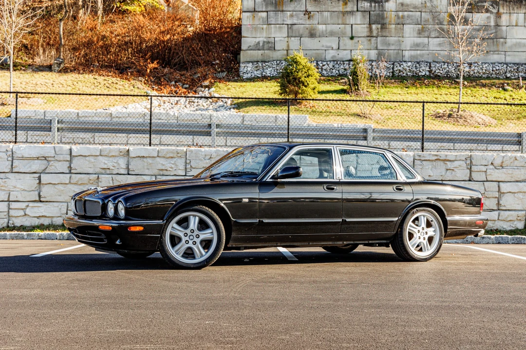 1999 Jaguar X308 XJR - Image 17 of 31