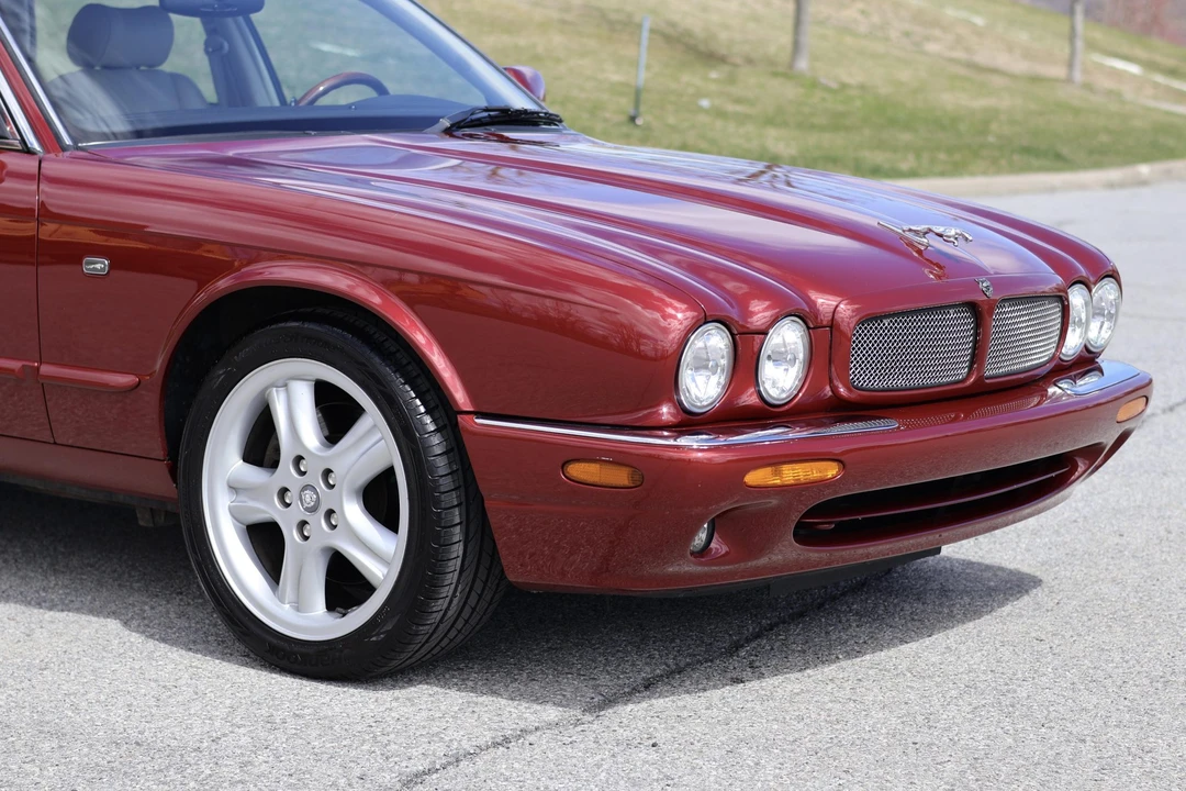 1999 Jaguar X308 XJR - Image 16 of 31