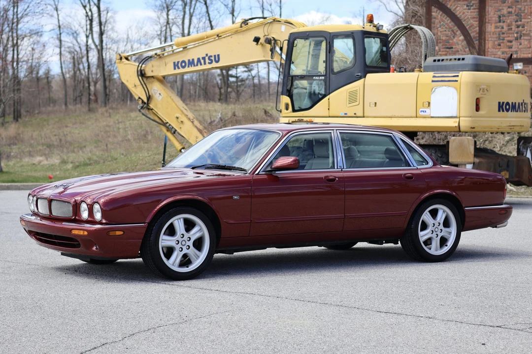 1999 Jaguar X308 XJR - Image 15 of 31