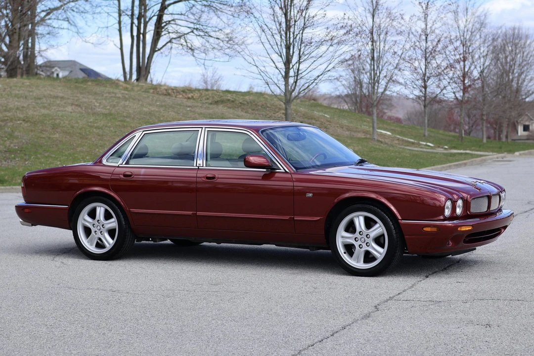 1999 Jaguar X308 XJR - Image 6 of 31