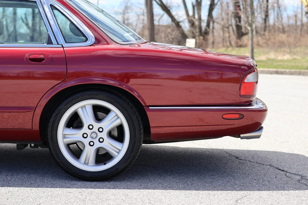 1999 Jaguar X308 XJR - Image 24 of 31