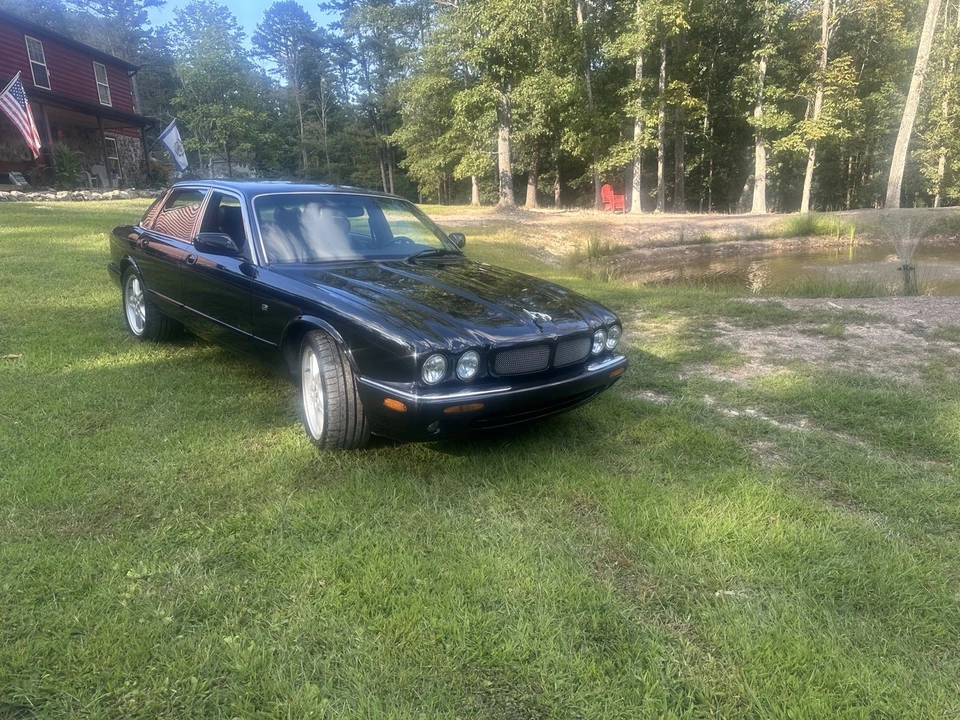 1999 Jaguar X308 XJR - Image 5 of 12