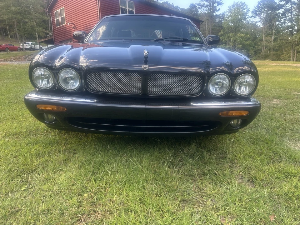 1999 Jaguar X308 XJR - Image 3 of 12