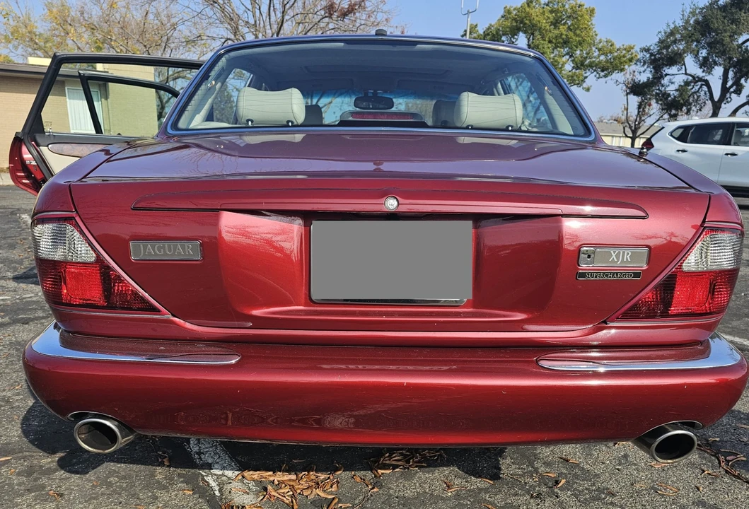 1999 Jaguar X308 XJR - Image 14 of 31