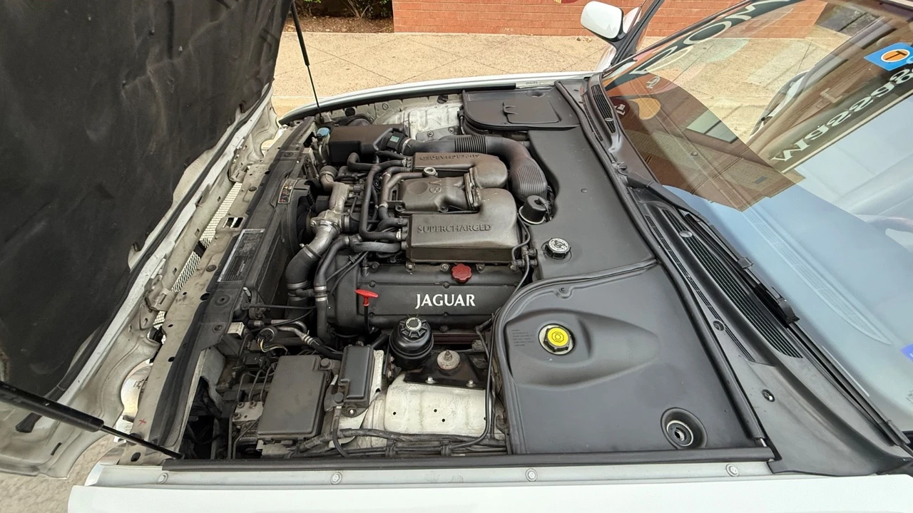 1999 Jaguar - Image 31 of 31