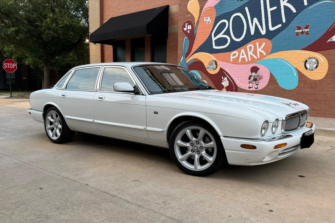 1999 Jaguar - Image 5 of 31