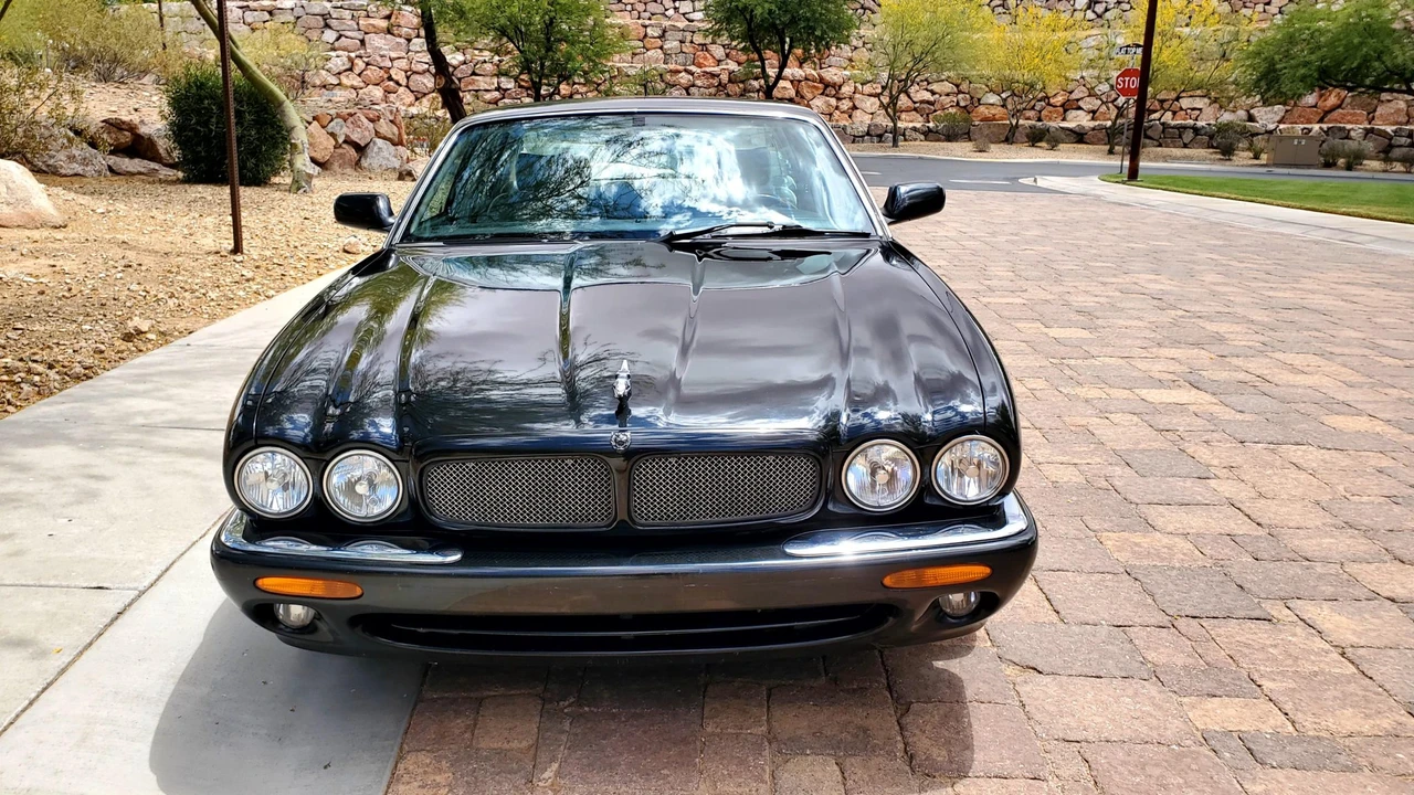 1999 Jaguar X308 XJR - Image 14 of 31