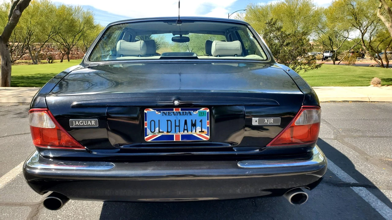 1999 Jaguar X308 XJR - Image 25 of 31