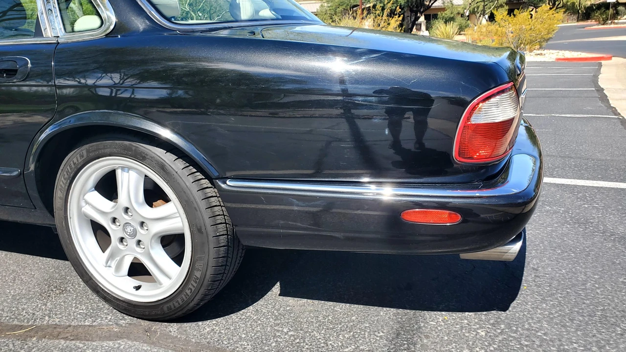 1999 Jaguar X308 XJR - Image 31 of 31