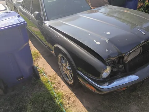 1999 Jaguar XJR
