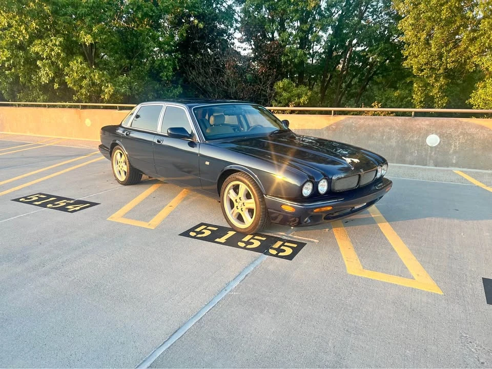 1999 Jaguar X308 XJR - Image 2 of 7