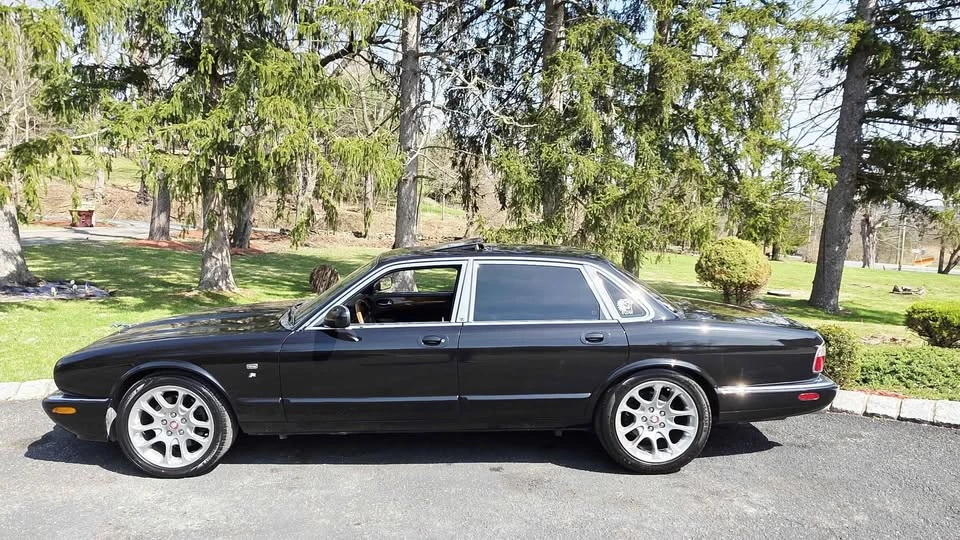 1999 Jaguar X308 XJR - Image 10 of 20