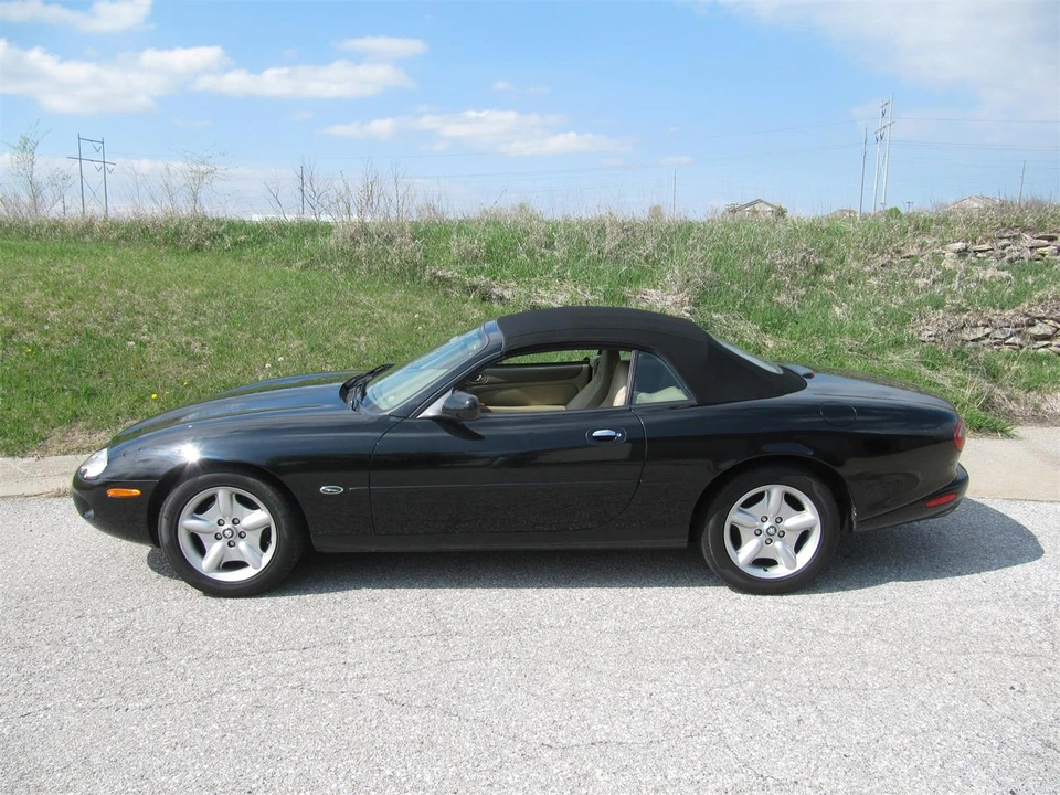1999 Jaguar X100 XK8 - Image 3 of 24