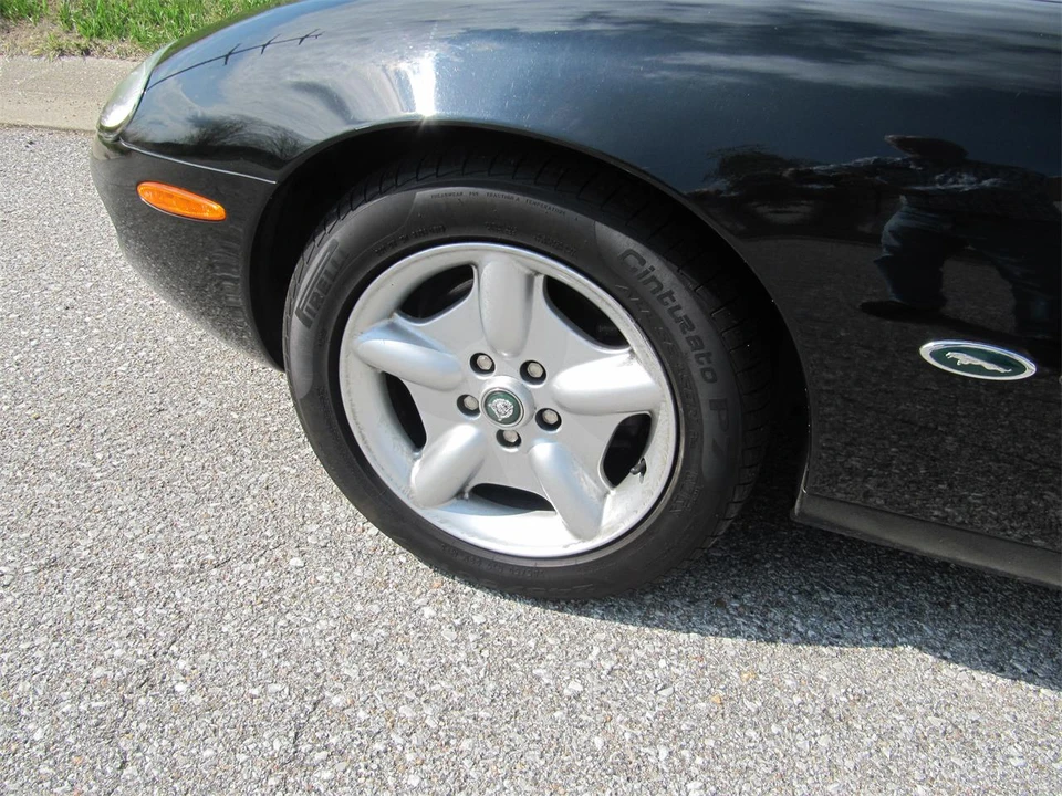 1999 Jaguar X100 XK8 - Image 6 of 24