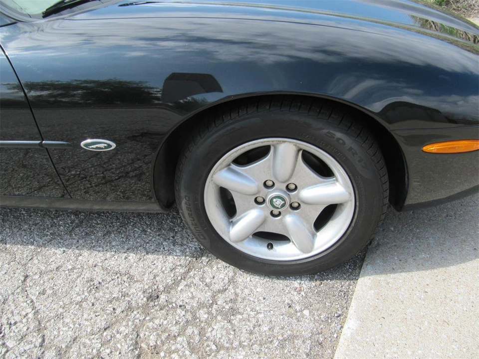 1999 Jaguar X100 XK8 - Image 11 of 24