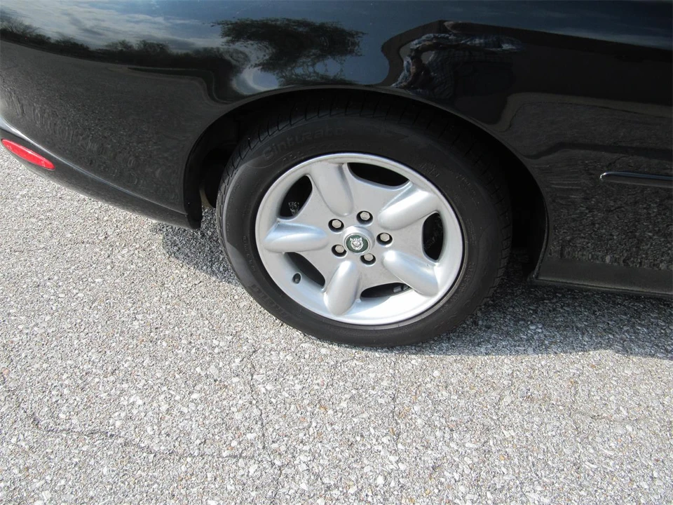 1999 Jaguar X100 XK8 - Image 12 of 24