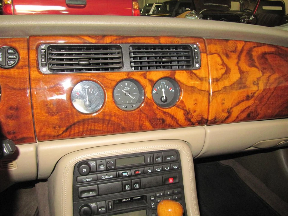 1999 Jaguar X100 XK8 - Image 14 of 24