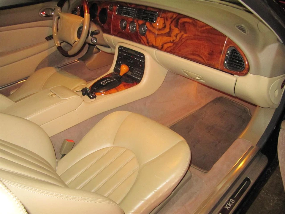 1999 Jaguar X100 XK8 - Image 20 of 24