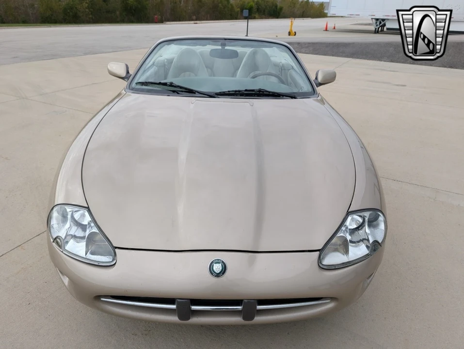 1999 Jaguar X100 XK8 - Image 11 of 12