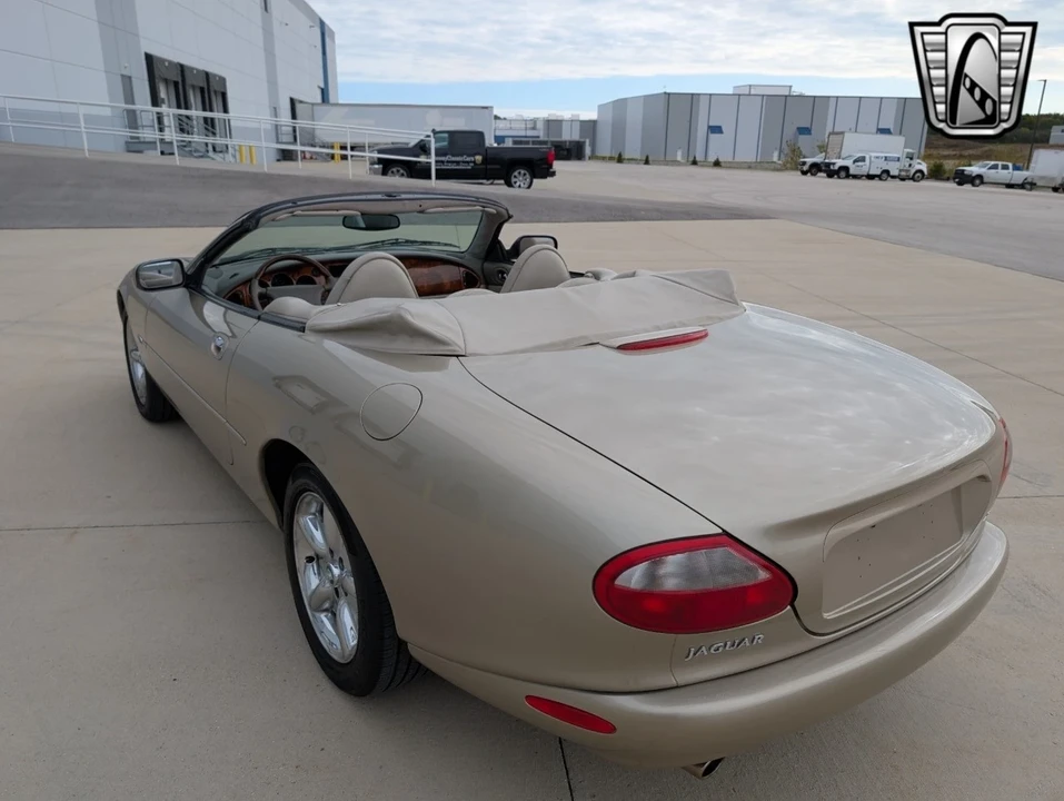1999 Jaguar X100 XK8 - Image 5 of 12