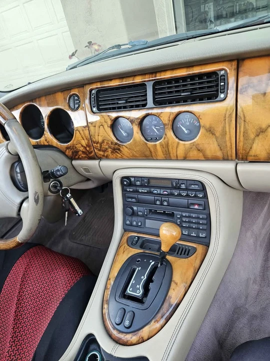1999 Jaguar XK - Image 17 of 21