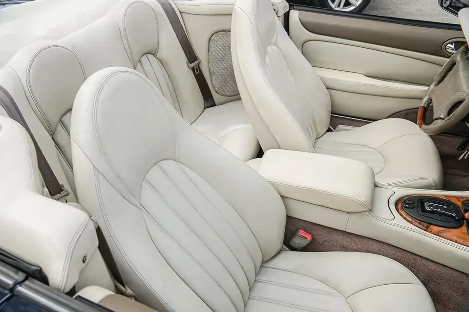 1999 Jaguar X100 XK8 - Image 14 of 20