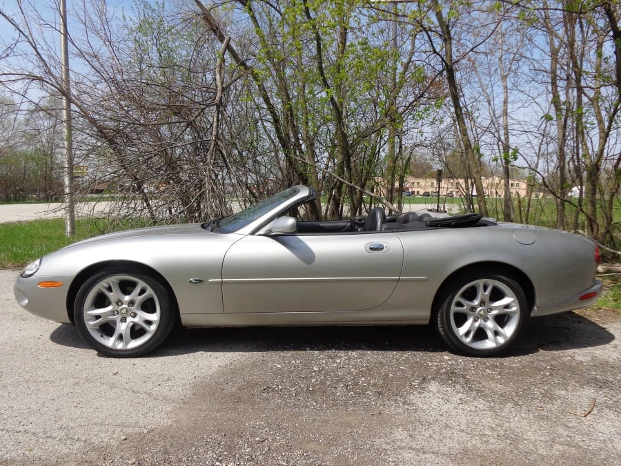 1999 Jaguar X100 XK8 - Image 2 of 6
