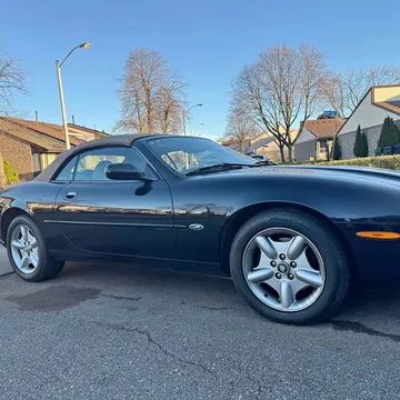 1999 Jaguar XK8