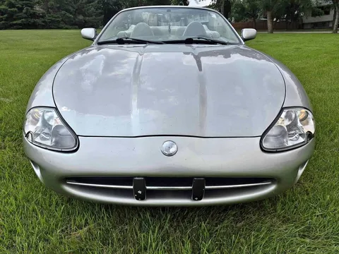 1999 Jaguar XK8 Coupe