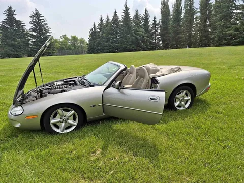 1999 Jaguar XK8 Coupe