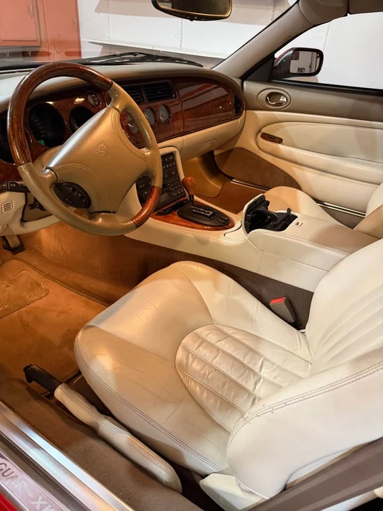 1999 Jaguar X100 XK8 - Image 8 of 9