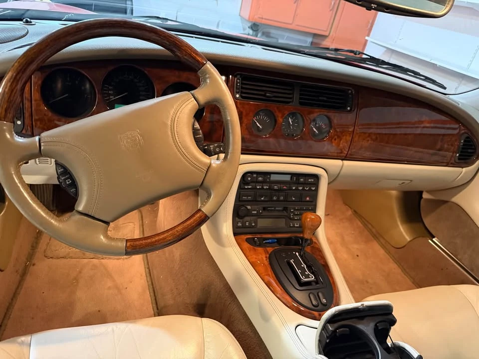 1999 Jaguar X100 XK8 - Image 6 of 9