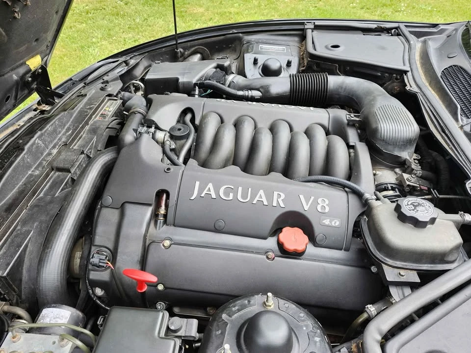 1999 Jaguar X100 XK8 - Image 5 of 9
