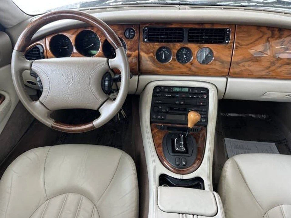 1999 Jaguar X100 XK8 - Image 17 of 20
