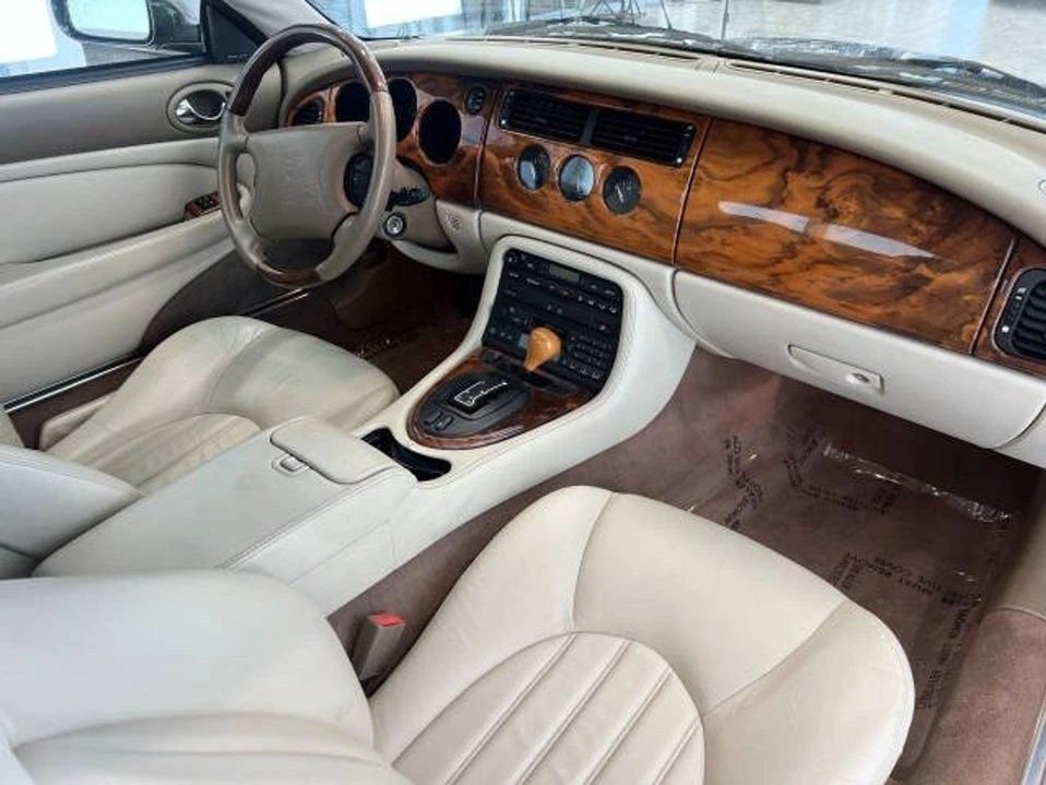 1999 Jaguar X100 XK8 - Image 15 of 20