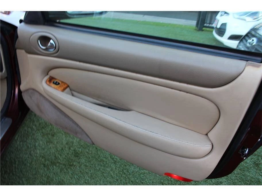 1999 Jaguar X100 XK8 - Image 13 of 15