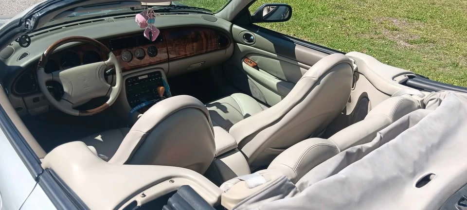 1999 Jaguar X100 XK8 - Image 9 of 10