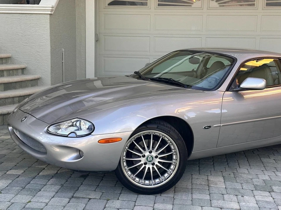 1999 Jaguar X100 XK8 - Image 2 of 24
