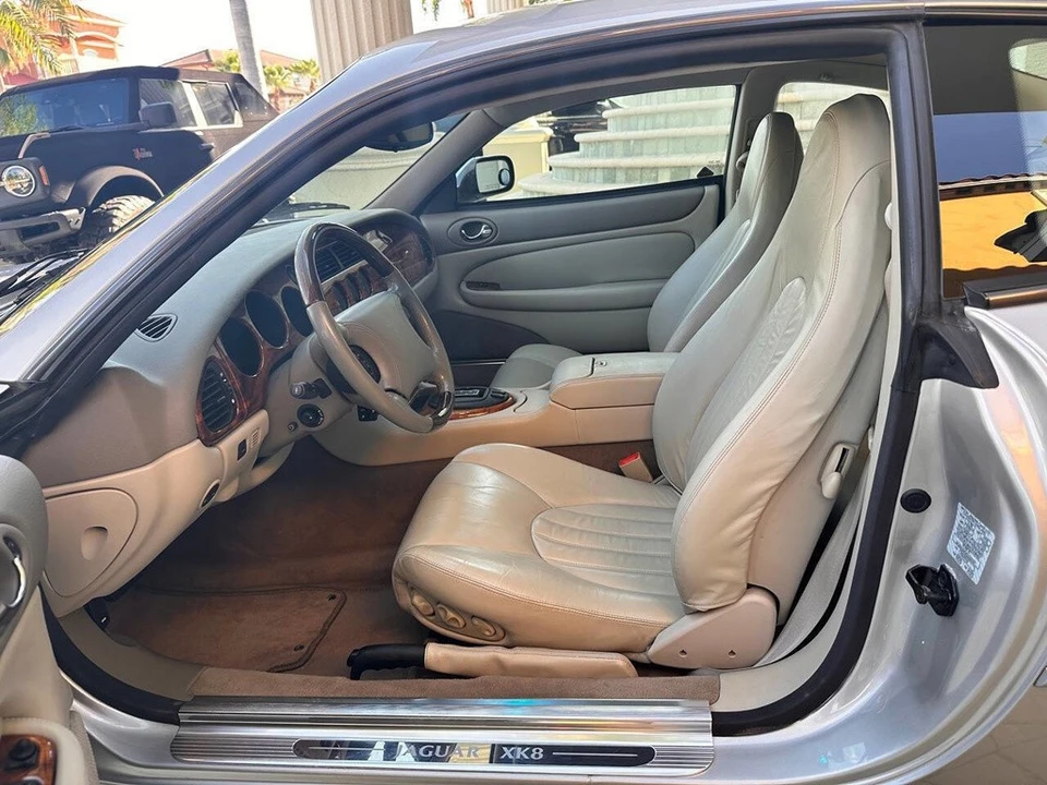 1999 Jaguar X100 XK8 - Image 22 of 24
