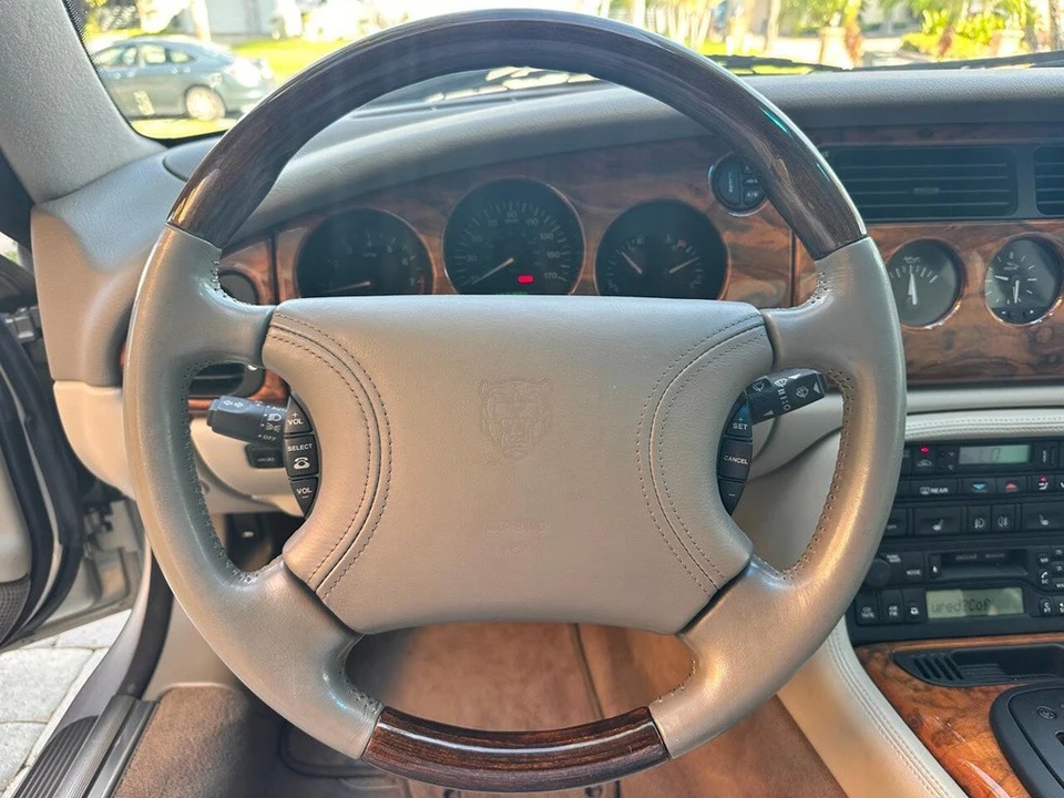 1999 Jaguar X100 XK8 - Image 13 of 24