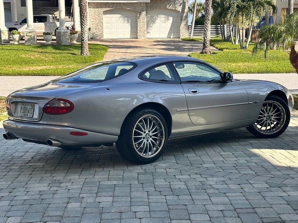 1999 Jaguar X100 XK8 - Image 5 of 24