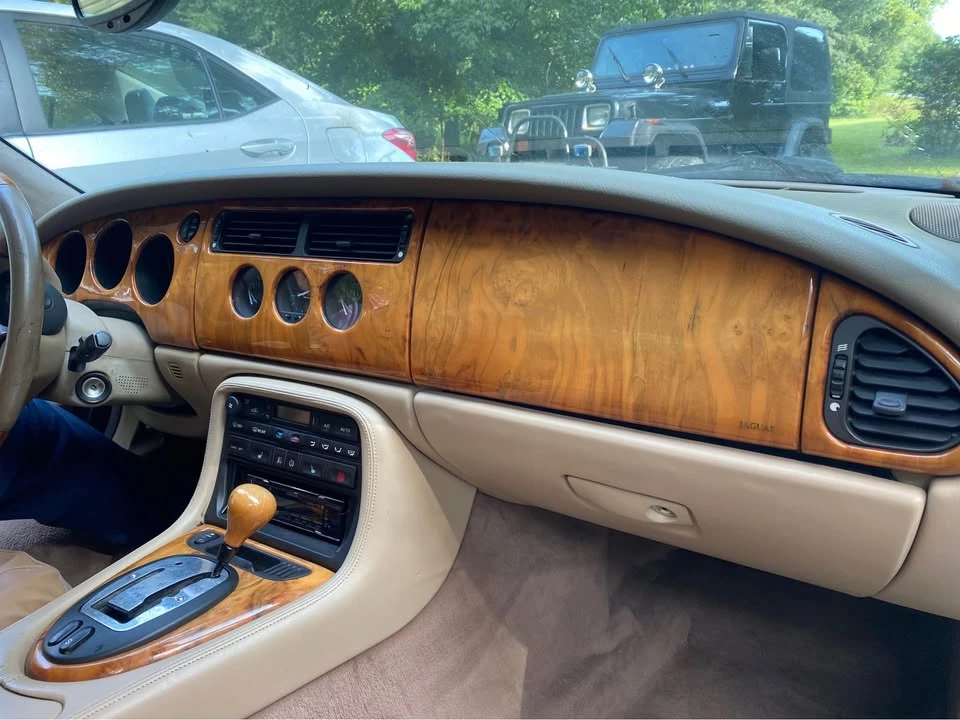 1999 Jaguar X100 XK8 - Image 7 of 12