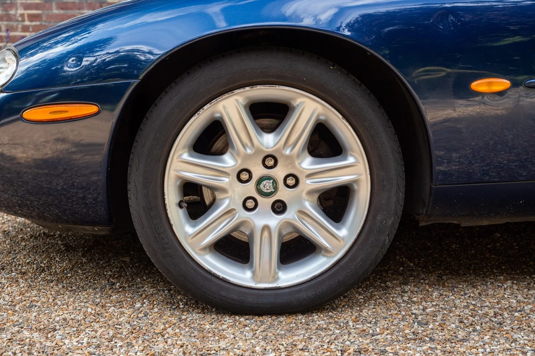 1999 Jaguar X100 XK8 - Image 19 of 30