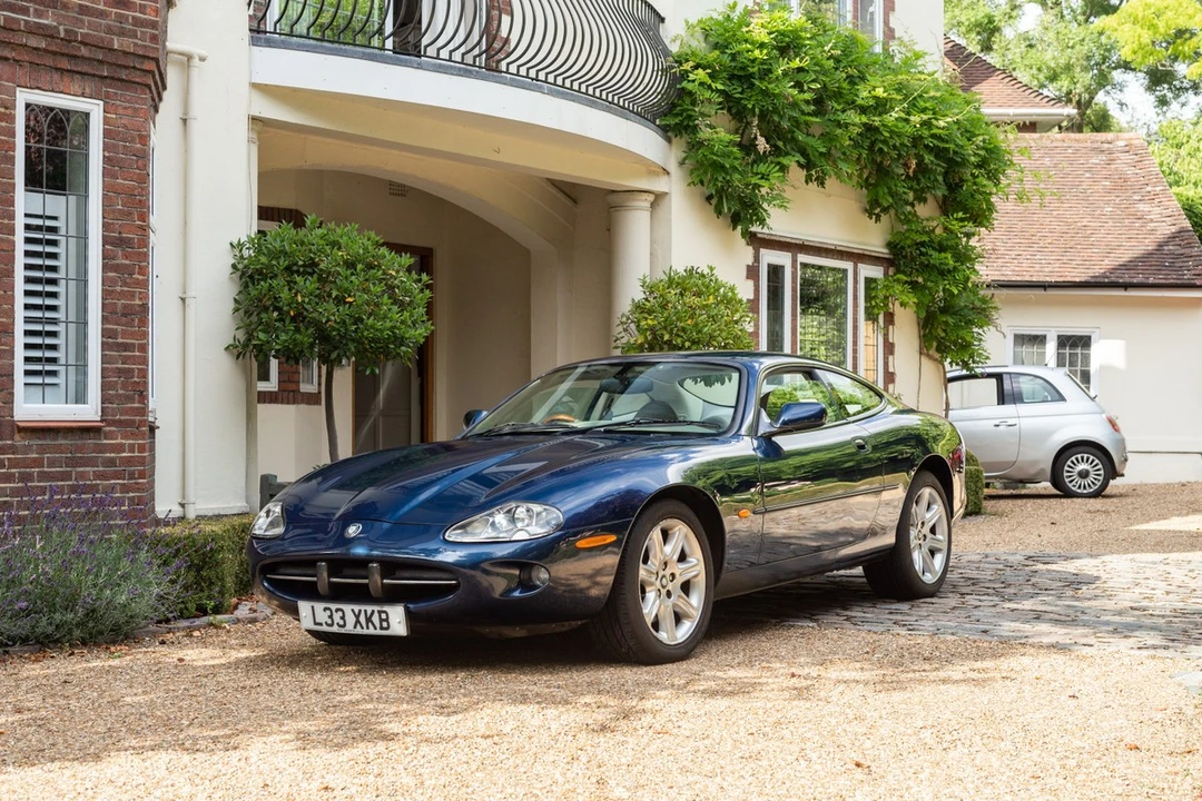 1999 Jaguar X100 XK8 - Image 6 of 30